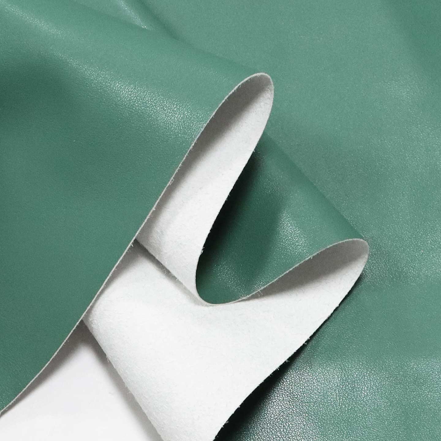 Tingkatkan Furnitur Anda dengan Kulit Microfiber