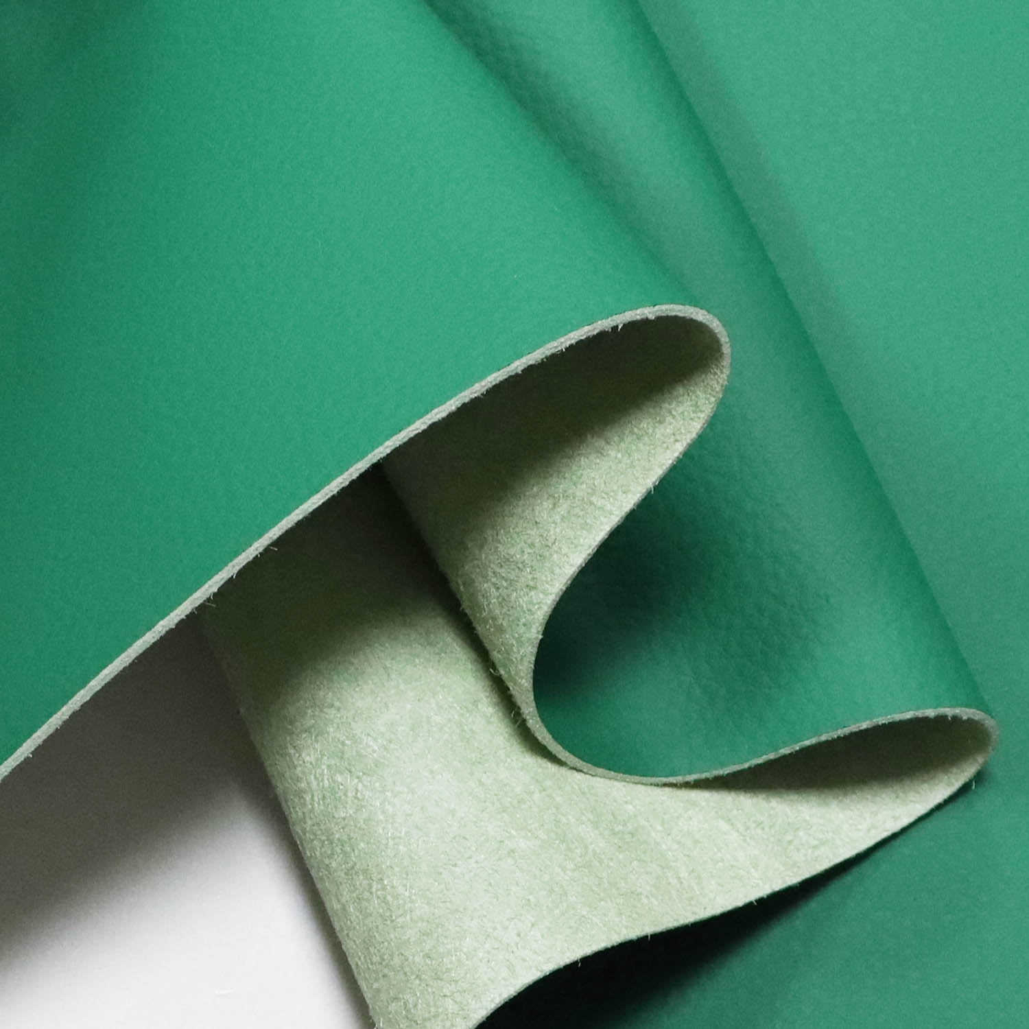 Kulit jok mobil microfiber tahan air